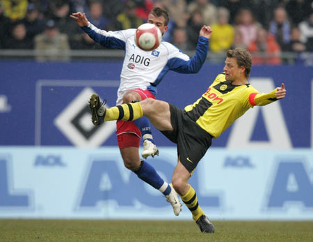 以其卓越的 以其卓越的